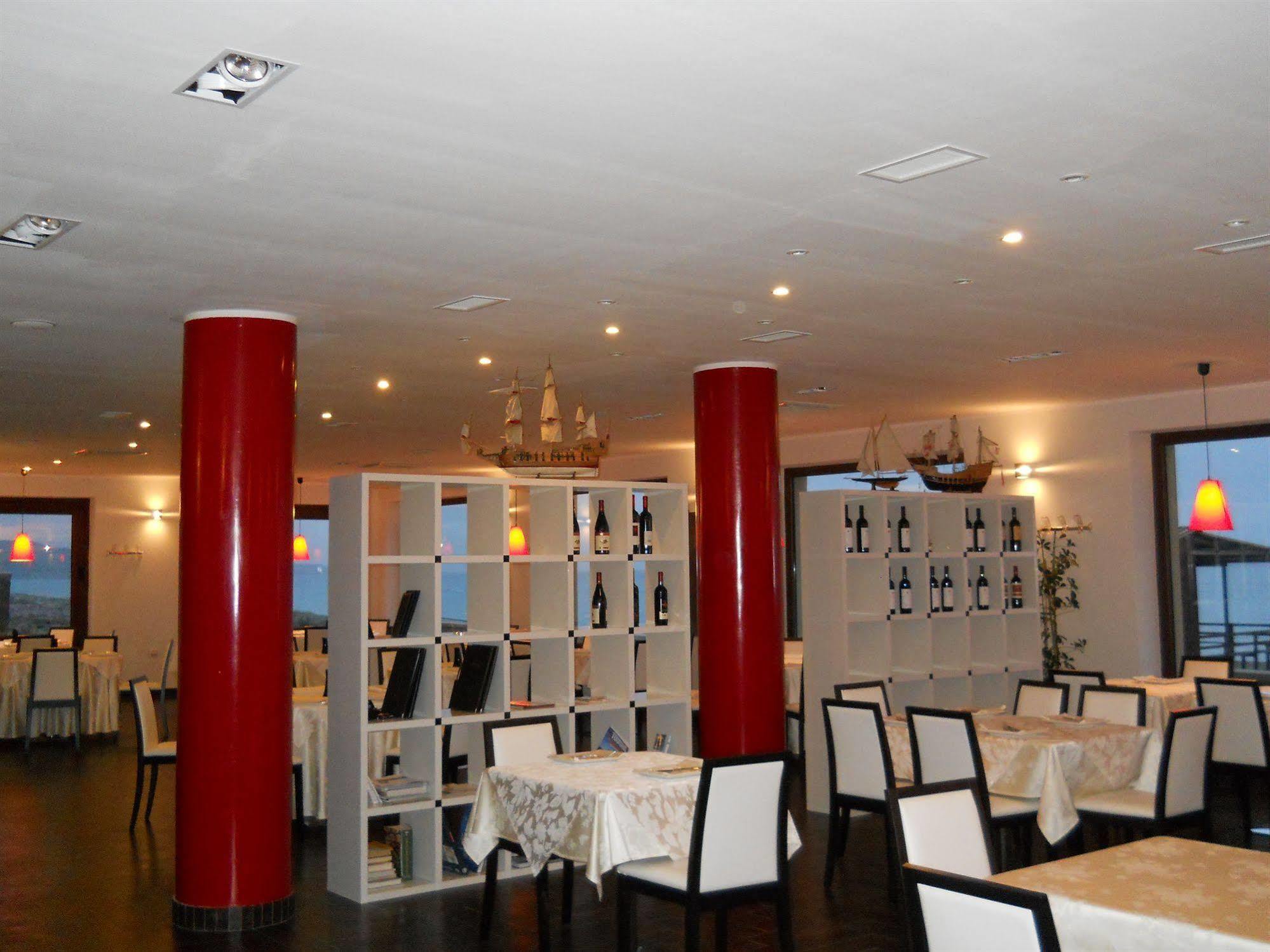 Buddi Hotel Platamona Exterior foto