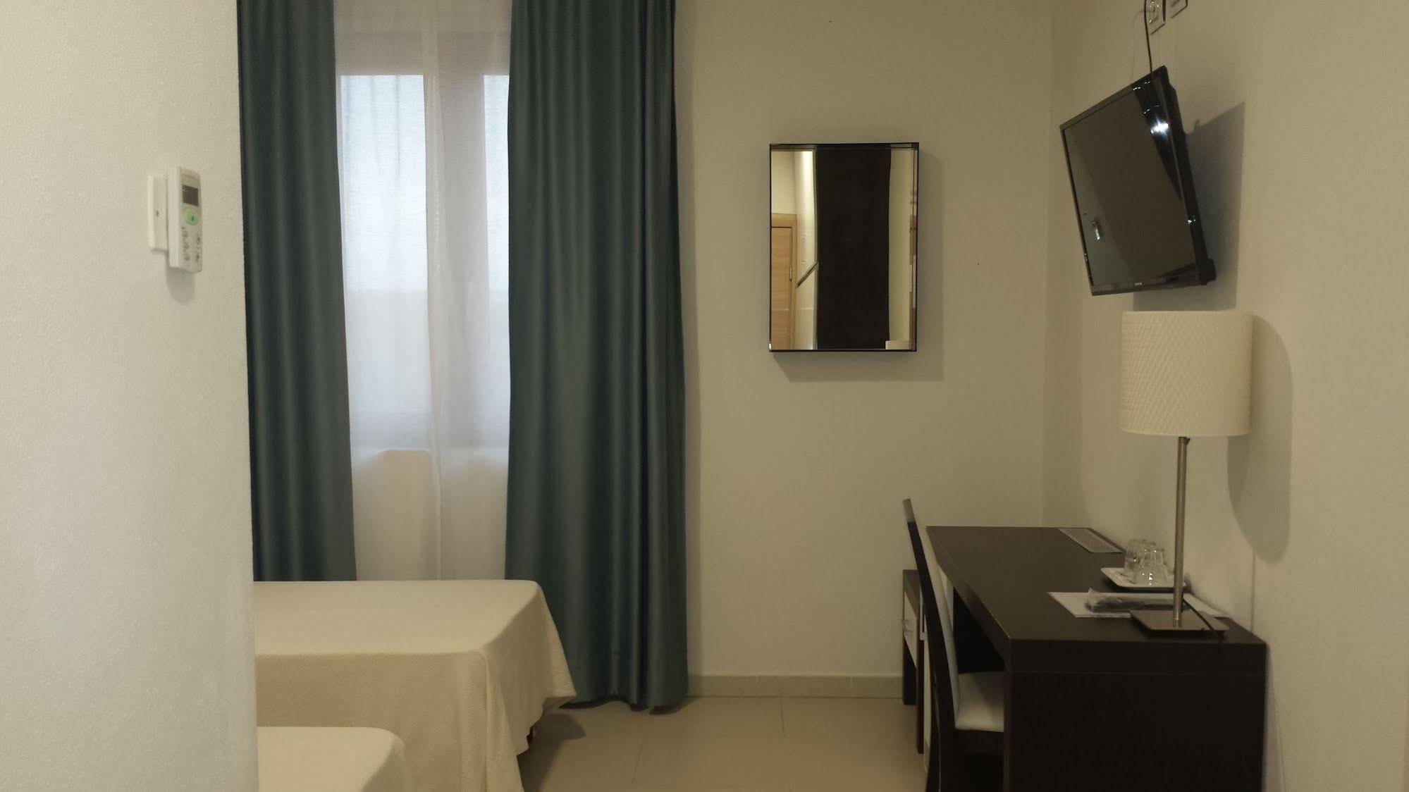 Buddi Hotel Platamona Exterior foto